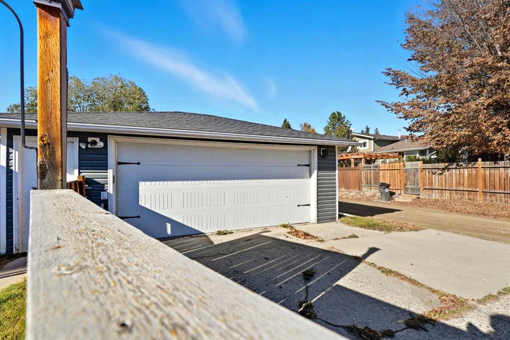Picture for 155 Barrett Drive  https://www.cirrealty.ca/reb/cara/8/A2264638_25.jpg