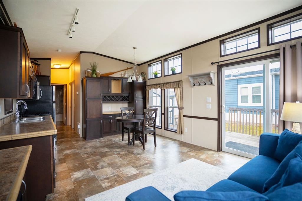 Picture for 46, 41019 Range Road 11   https://www.cirrealty.ca/reb/cara/8/A2266148_10.jpg