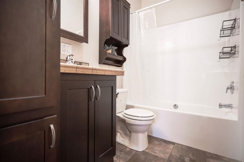 Picture for 46, 41019 Range Road 11   https://www.cirrealty.ca/reb/cara/8/A2266148_13.jpg