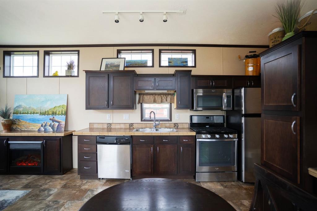 Picture for 46, 41019 Range Road 11   https://www.cirrealty.ca/reb/cara/8/A2266148_6.jpg