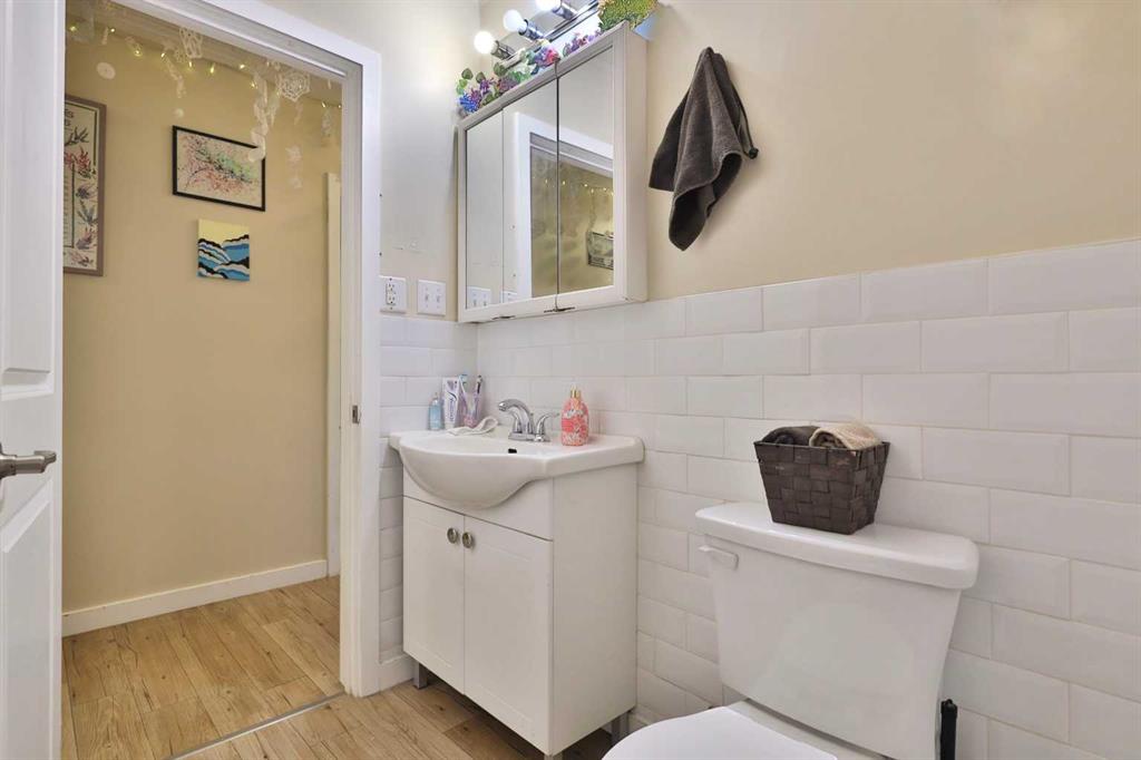 Picture for 5611 53 Avenue  https://www.cirrealty.ca/reb/cara/8/A2266378_17.jpg