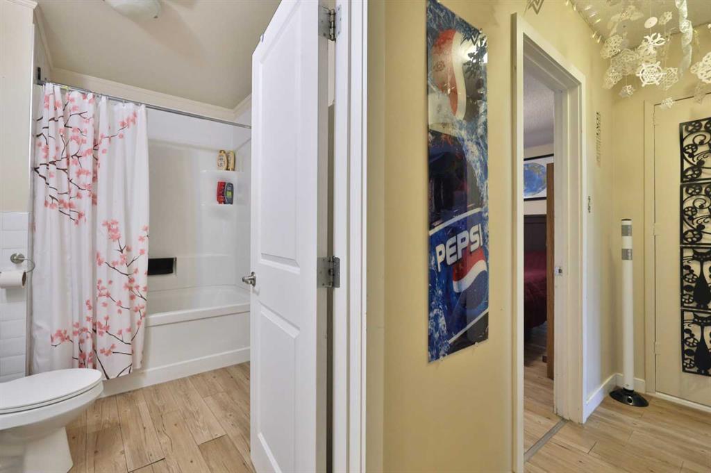 Picture for 5611 53 Avenue  https://www.cirrealty.ca/reb/cara/8/A2266378_18.jpg
