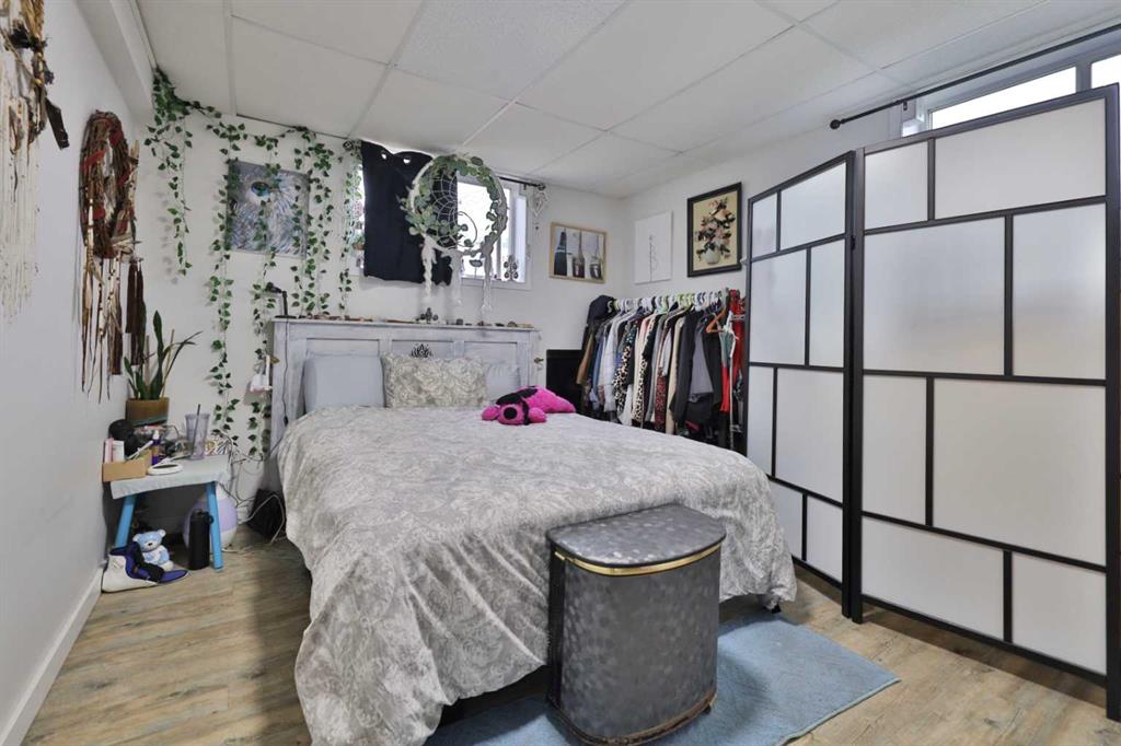 Picture for 5611 53 Avenue  https://www.cirrealty.ca/reb/cara/8/A2266378_30.jpg