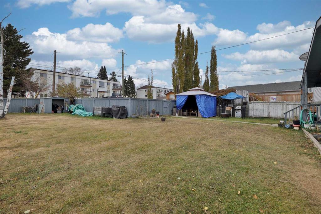Picture for 5611 53 Avenue  https://www.cirrealty.ca/reb/cara/8/A2266378_49.jpg