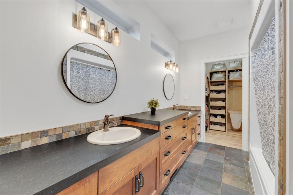 Picture for 15 Creek Road  https://www.cirrealty.ca/reb/cara/8/A2266778_26.jpg