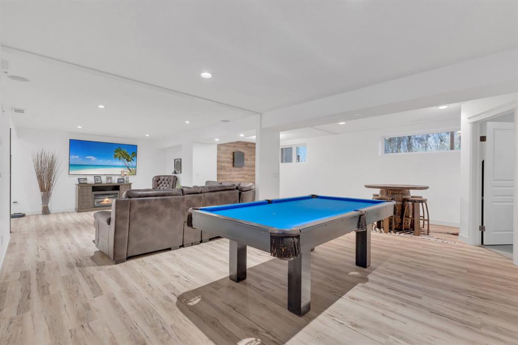 Picture for 15 Creek Road  https://www.cirrealty.ca/reb/cara/8/A2266778_35.jpg