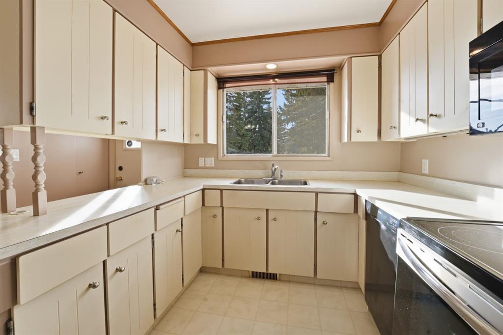 Picture for 20 Allsop Close  https://www.cirrealty.ca/reb/cara/8/A2266978_14.jpg