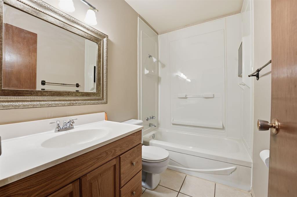 Picture for 20 Allsop Close  https://www.cirrealty.ca/reb/cara/8/A2266978_16.jpg