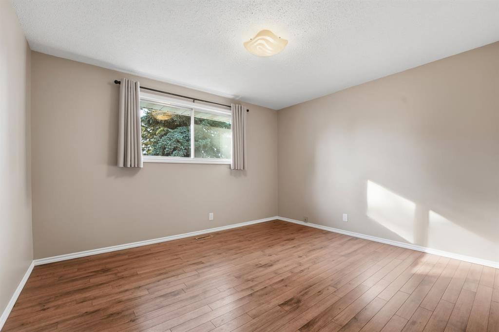 Picture for 20 Allsop Close  https://www.cirrealty.ca/reb/cara/8/A2266978_18.jpg