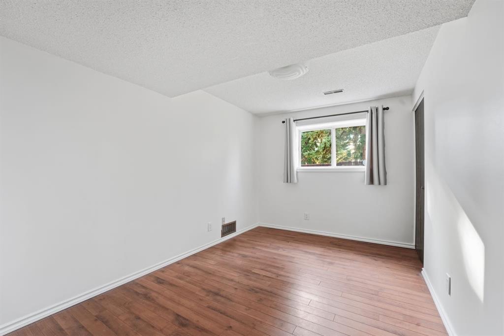 Picture for 20 Allsop Close  https://www.cirrealty.ca/reb/cara/8/A2266978_26.jpg