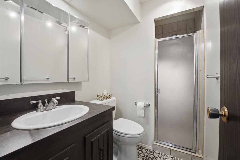 Picture for 20 Allsop Close  https://www.cirrealty.ca/reb/cara/8/A2266978_28.jpg