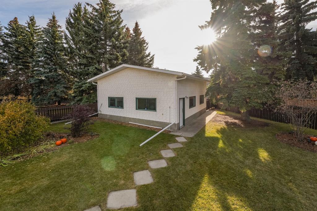 Picture for 20 Allsop Close  https://www.cirrealty.ca/reb/cara/8/A2266978_36.jpg