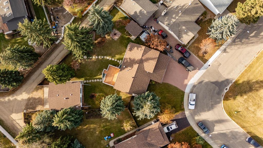 Picture for 20 Allsop Close  https://www.cirrealty.ca/reb/cara/8/A2266978_42.jpg
