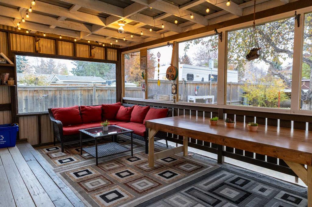 Picture for 21 Watson Street  https://www.cirrealty.ca/reb/cara/8/A2267608_14.jpg