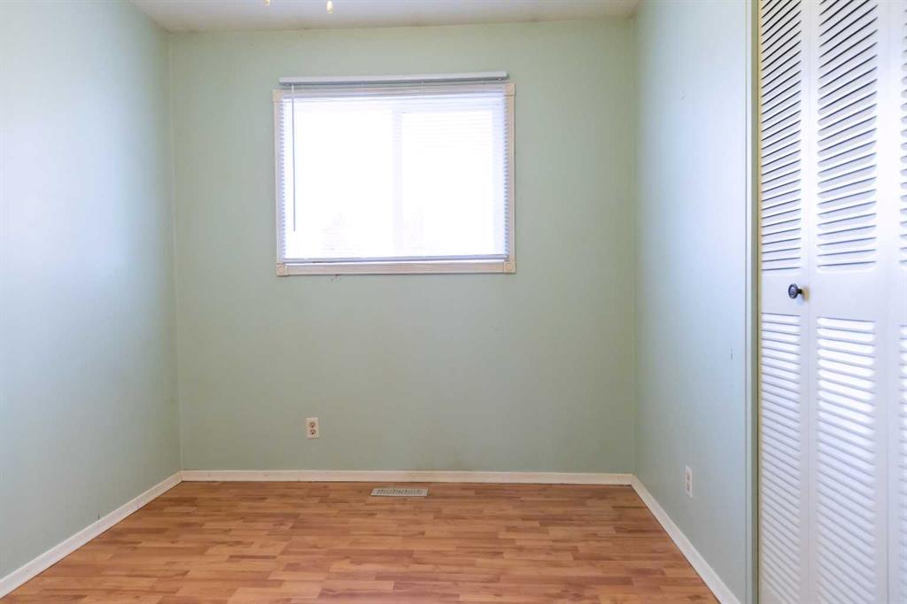 Picture for 21 Watson Street  https://www.cirrealty.ca/reb/cara/8/A2267608_19.jpg