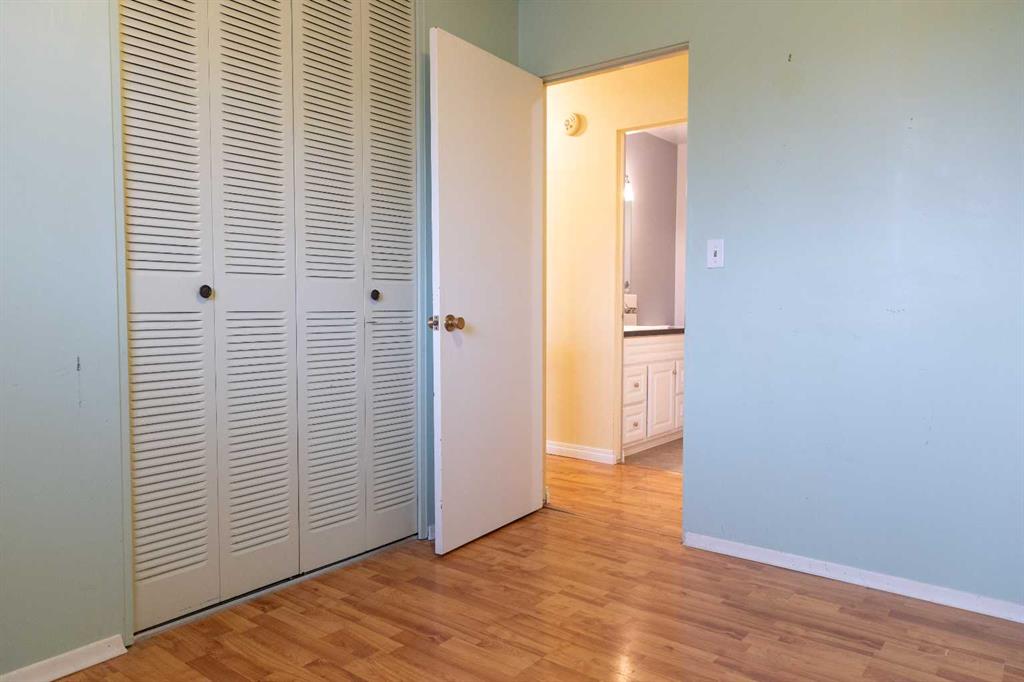 Picture for 21 Watson Street  https://www.cirrealty.ca/reb/cara/8/A2267608_21.jpg