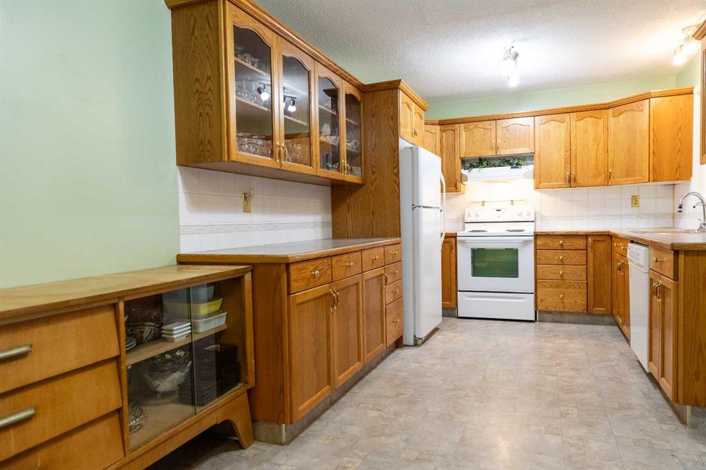 Picture for 21 Watson Street  https://www.cirrealty.ca/reb/cara/8/A2267608_9.jpg