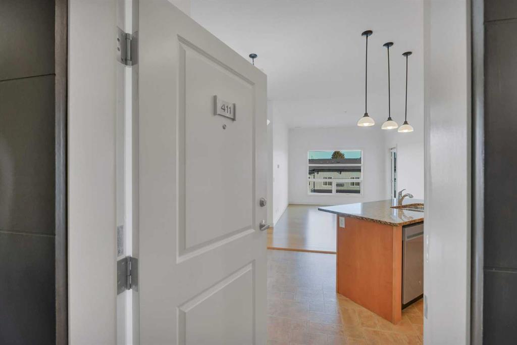 Picture for 411, 5110 36 Street 