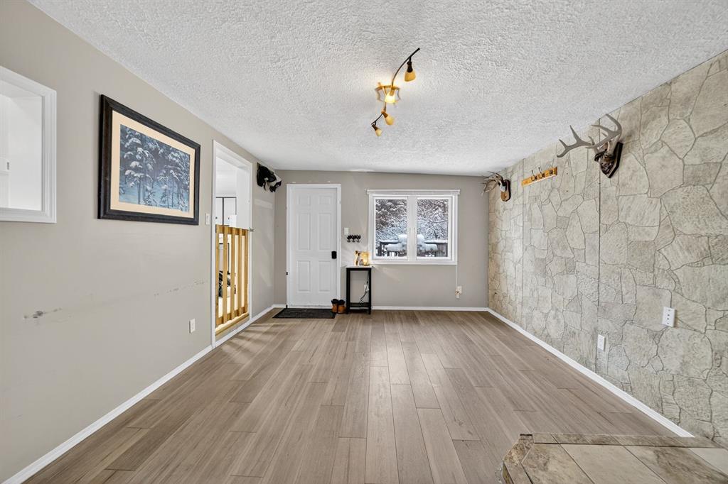 Picture for 220 5 Street NW