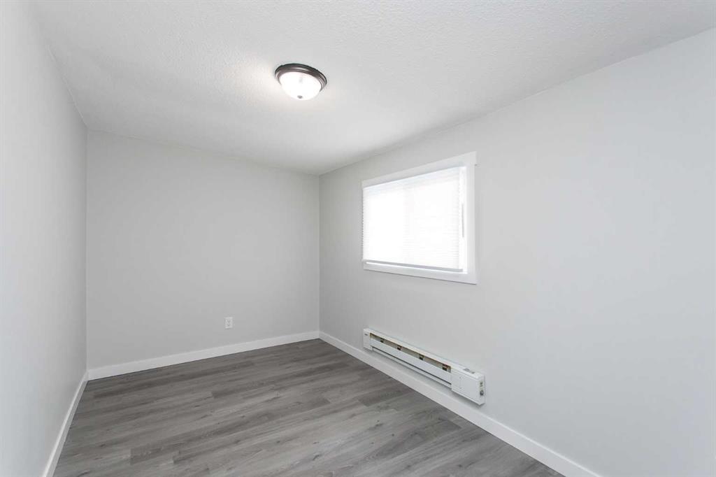 Picture for 80, 5344 76 Street 