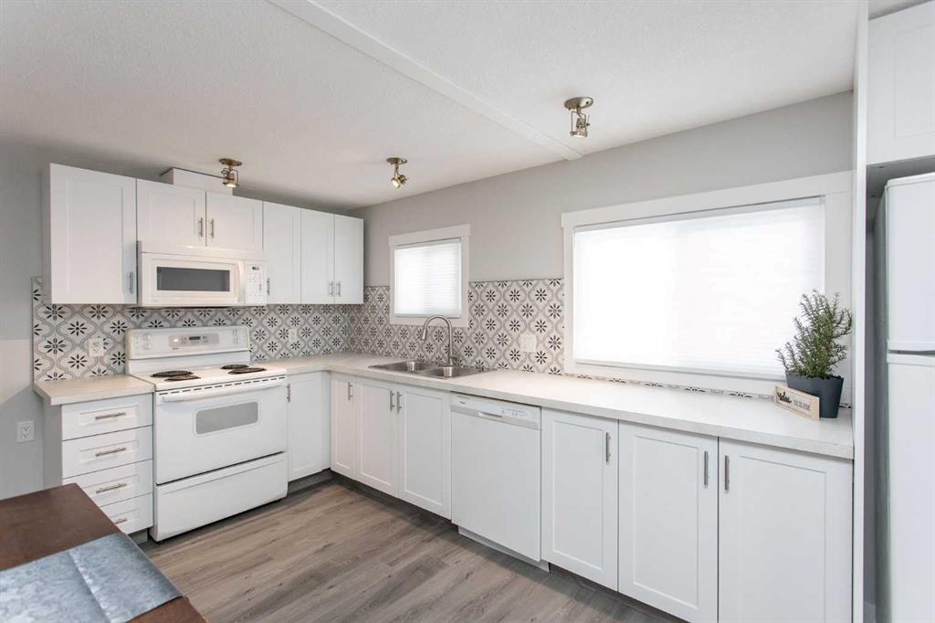 Picture for 80, 5344 76 Street 