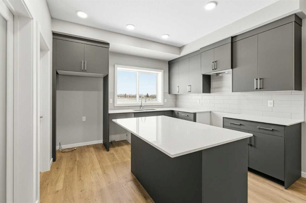 Picture for 145 Lincoln Crescent 