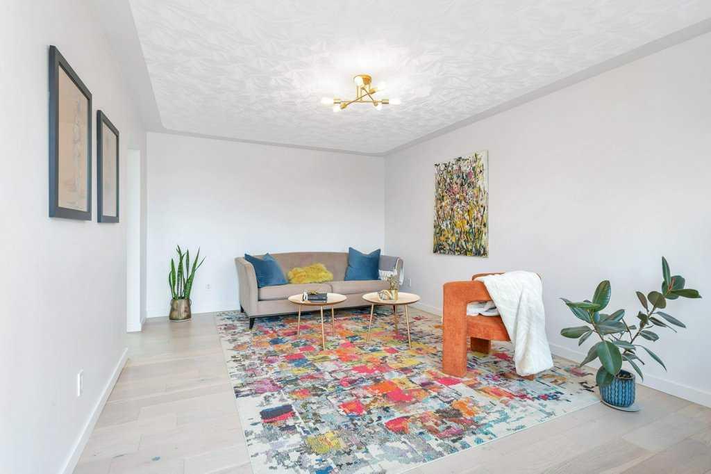 Picture for 4217 43 Avenue 