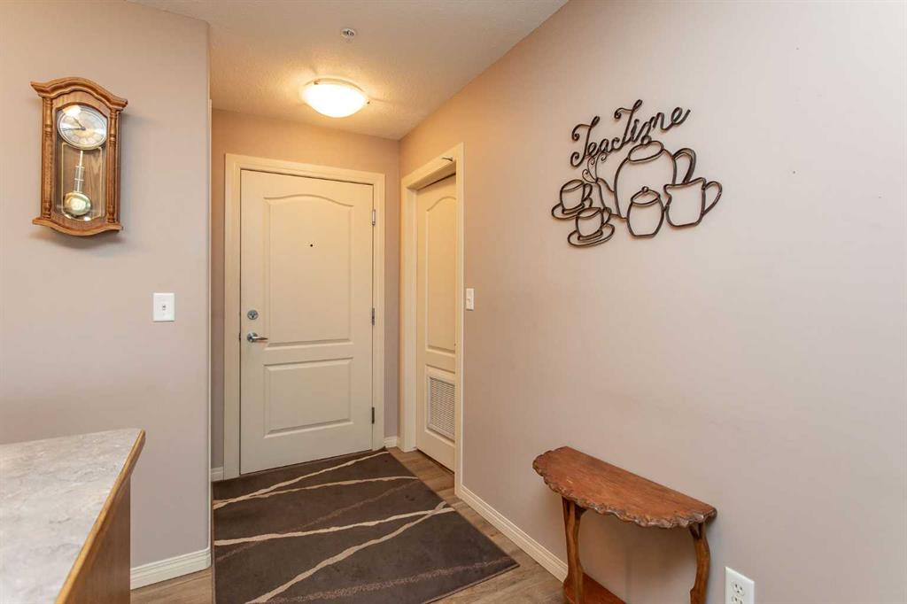 Picture for 202, 4425 HERITAGE Way 