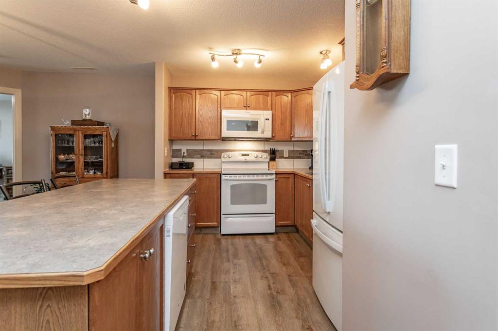 Picture for 202, 4425 HERITAGE Way 