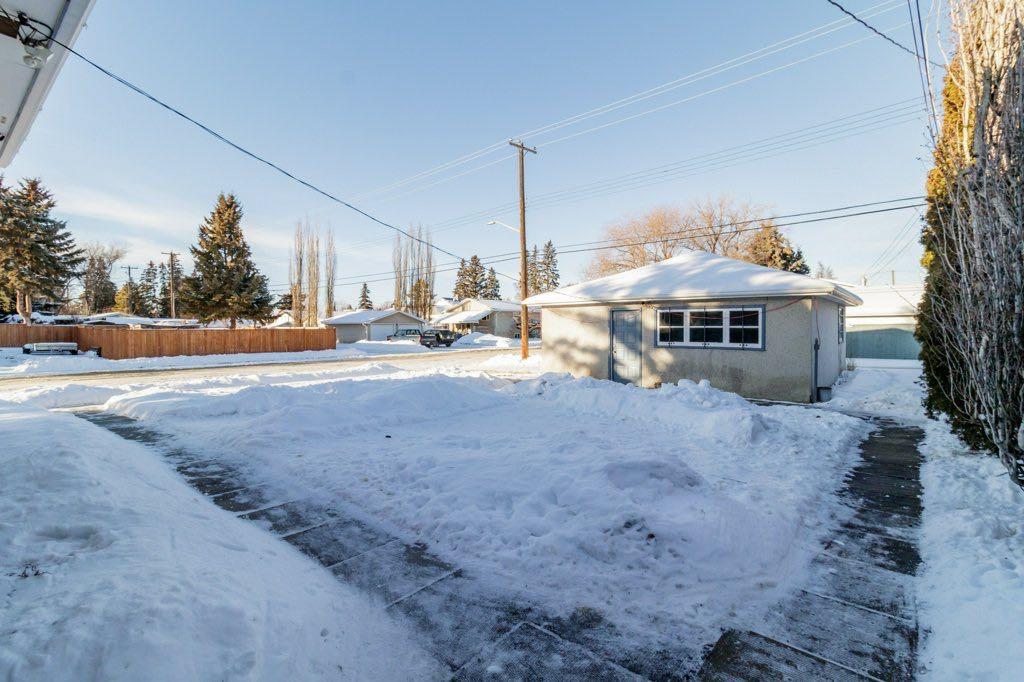 Picture for 3738 46 Street 