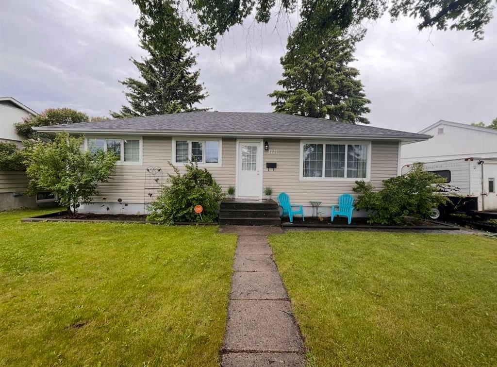 Picture for 4121 38 Avenue 