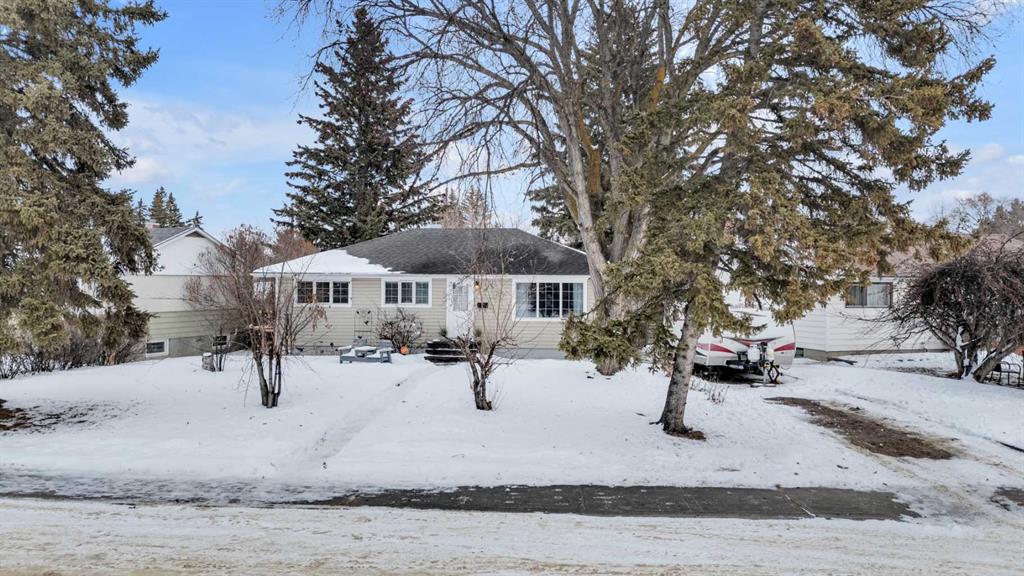 Picture for 4121 38 Avenue 