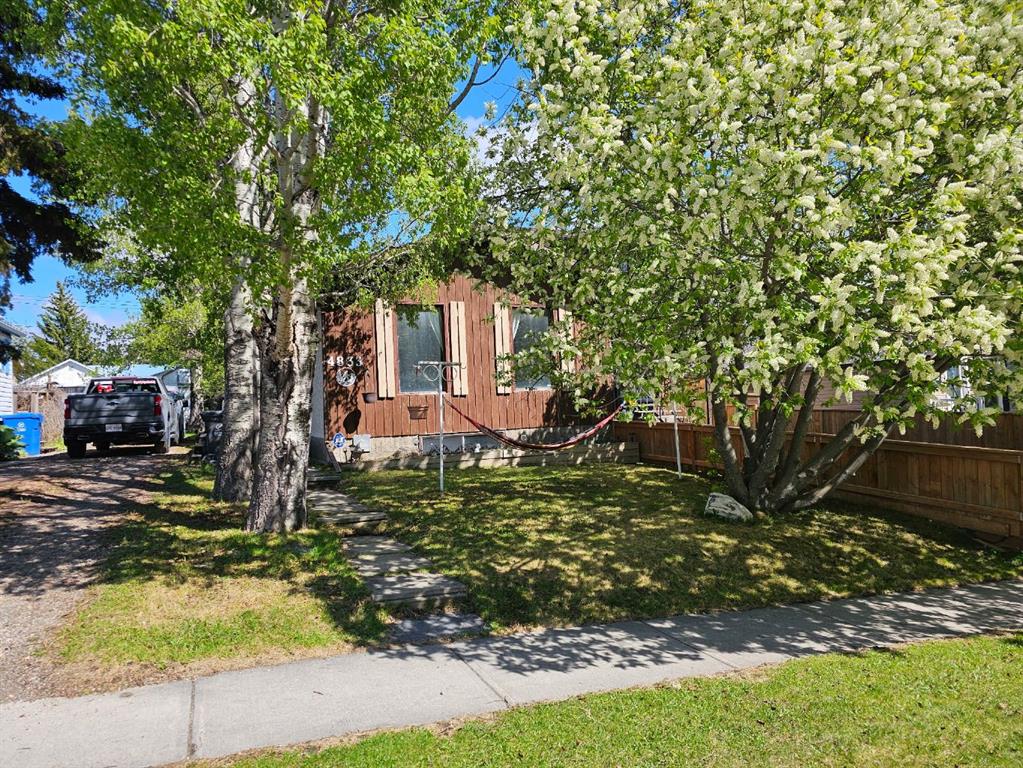 Picture for 4833 47 Street 