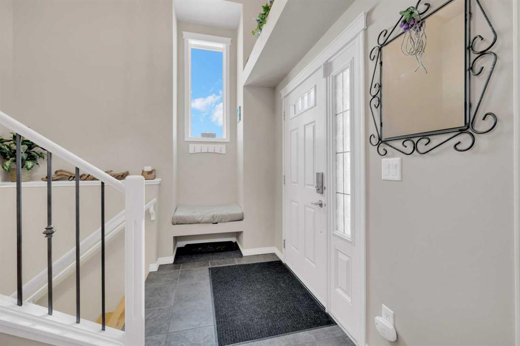 Picture for 24 Lincoln Street S