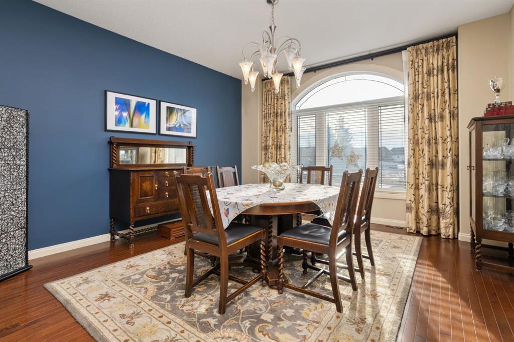 Picture for 3804 69A StreetClose 