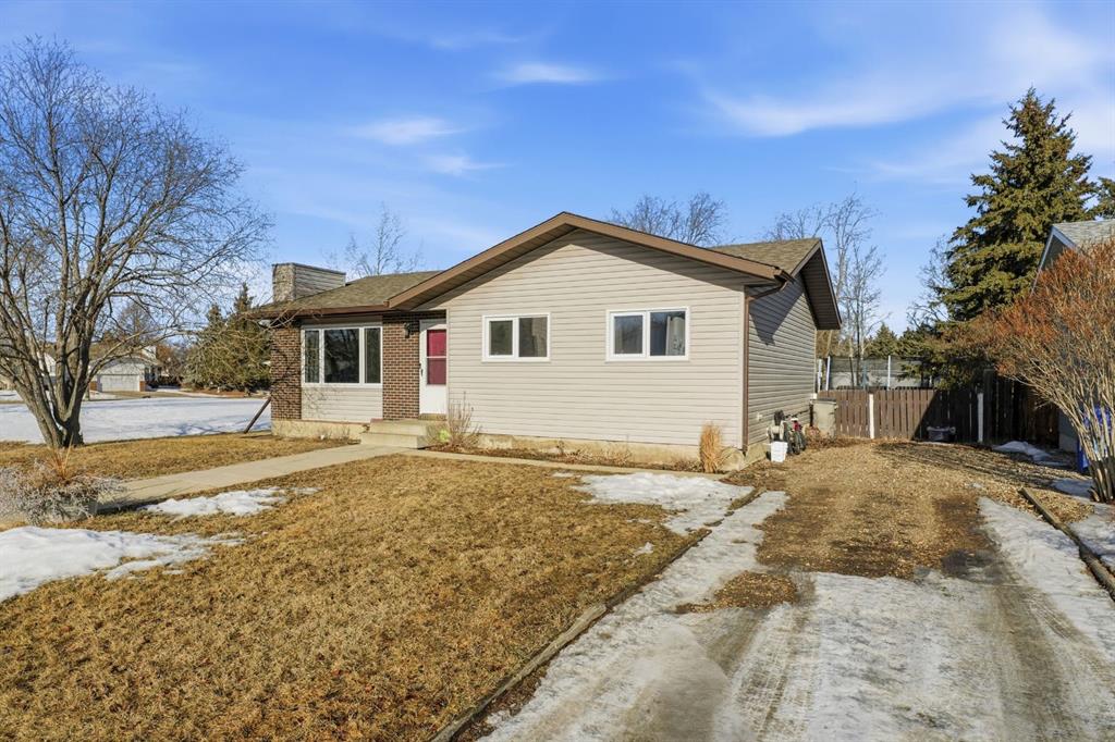 Picture for 6122 38 Avenue 