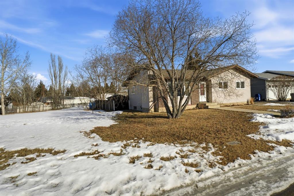 Picture for 6122 38 Avenue 