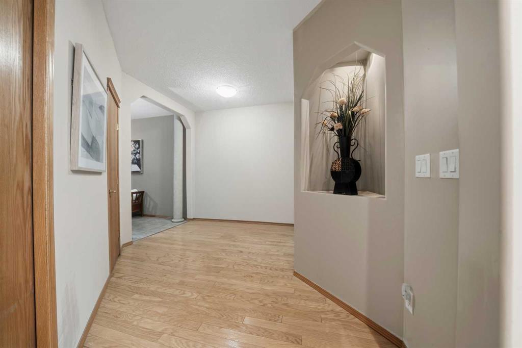 Picture for 111, 5300 48 Street 