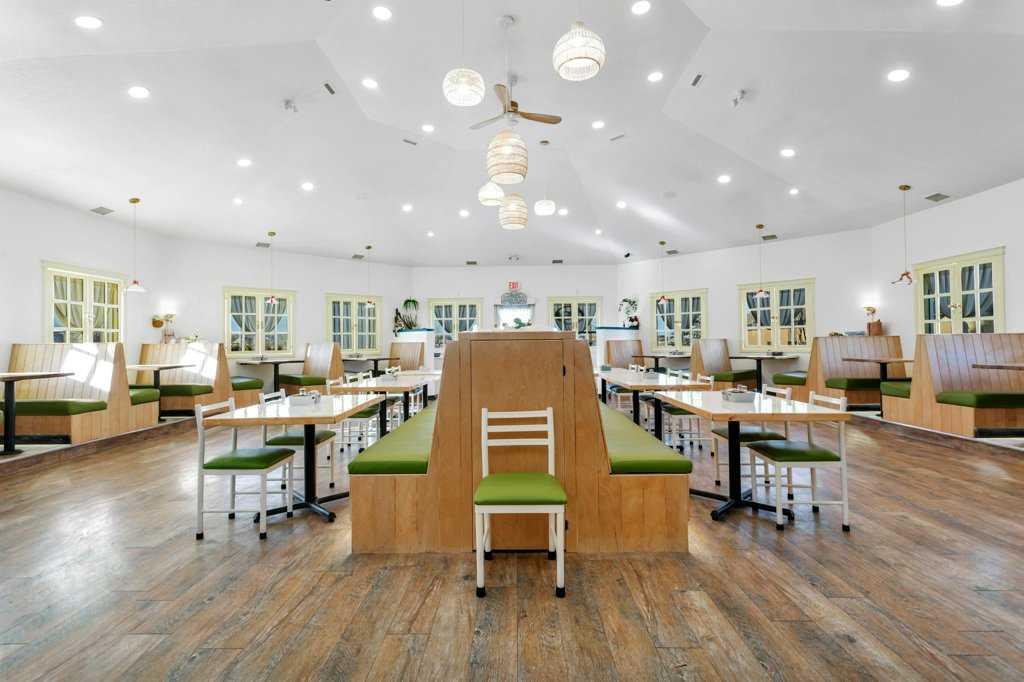 Picture for Bay 1, 21 Beju Industrial Drive 