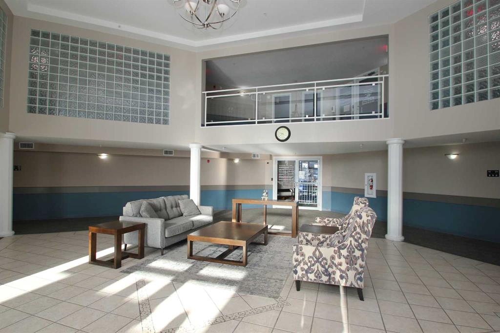 Picture for 320, 260 Duston Street 