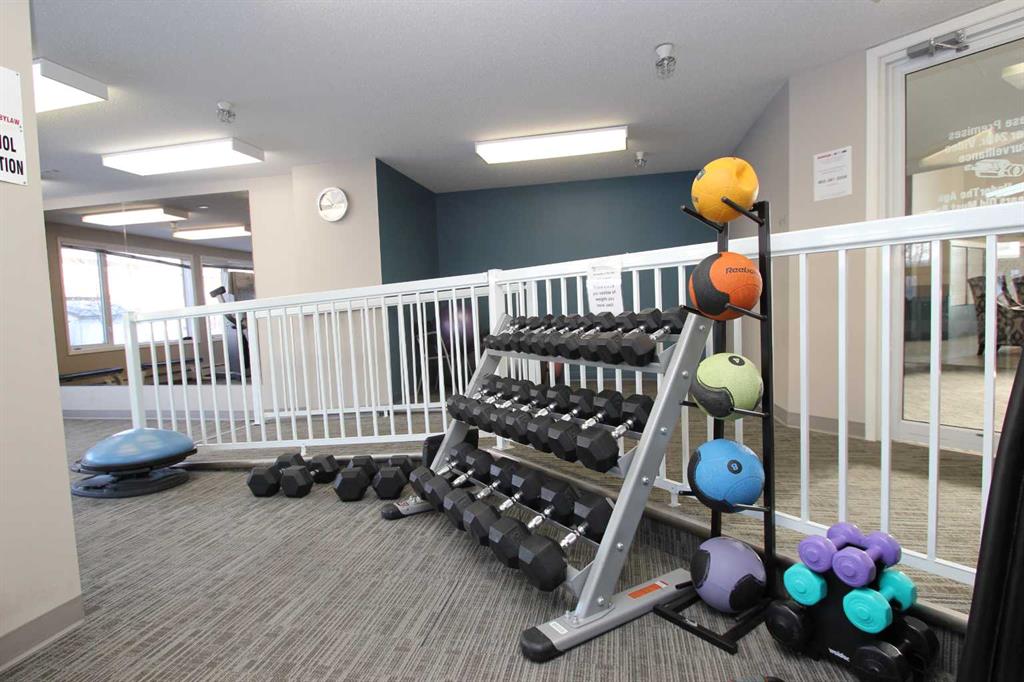 Picture for 320, 260 Duston Street 