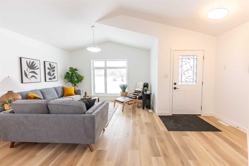 Picture for 4812 55 Avenue 