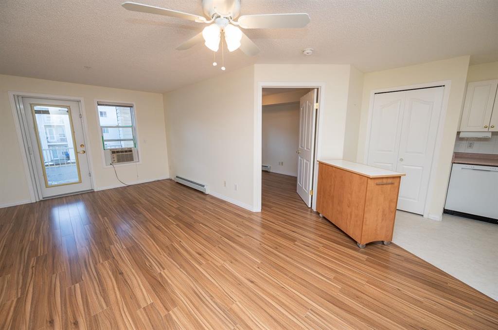 Picture for 233, 56 Carroll Crescent 