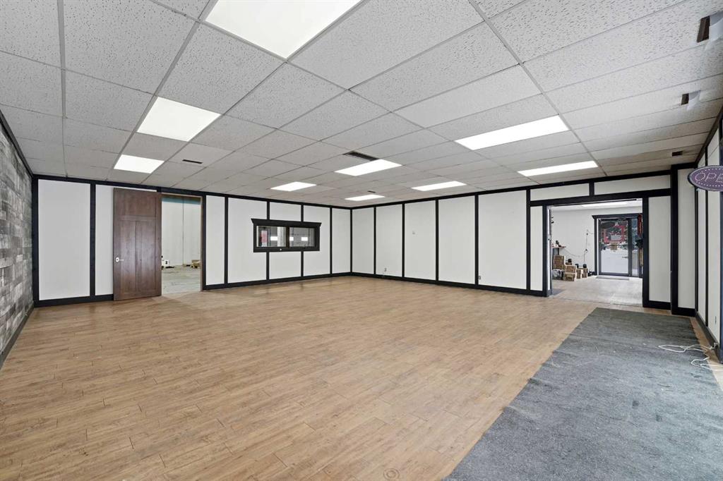 Picture for 1 &amp; 3, 7611 49 Avenue 