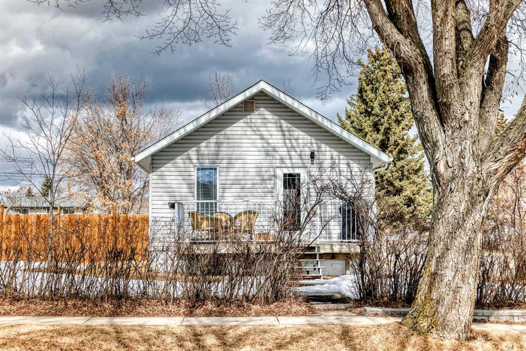 Picture for 5602 51 Avenue  