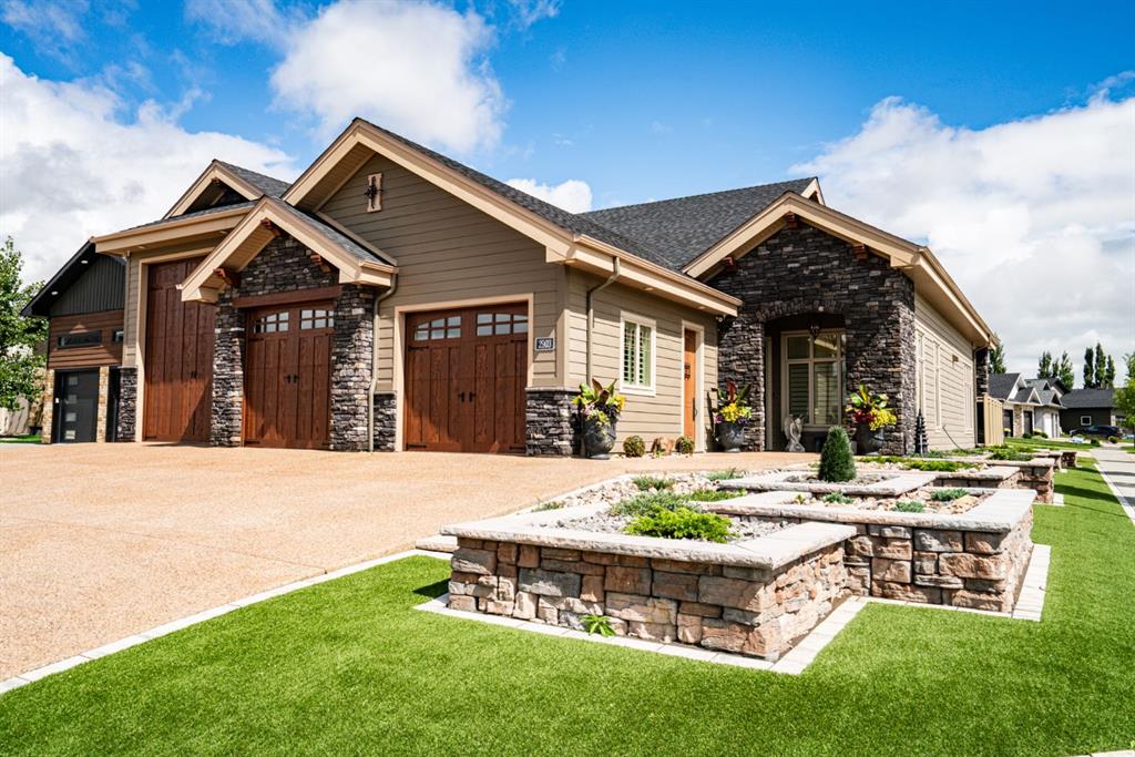 Picture for 2903 61 StreetClose 