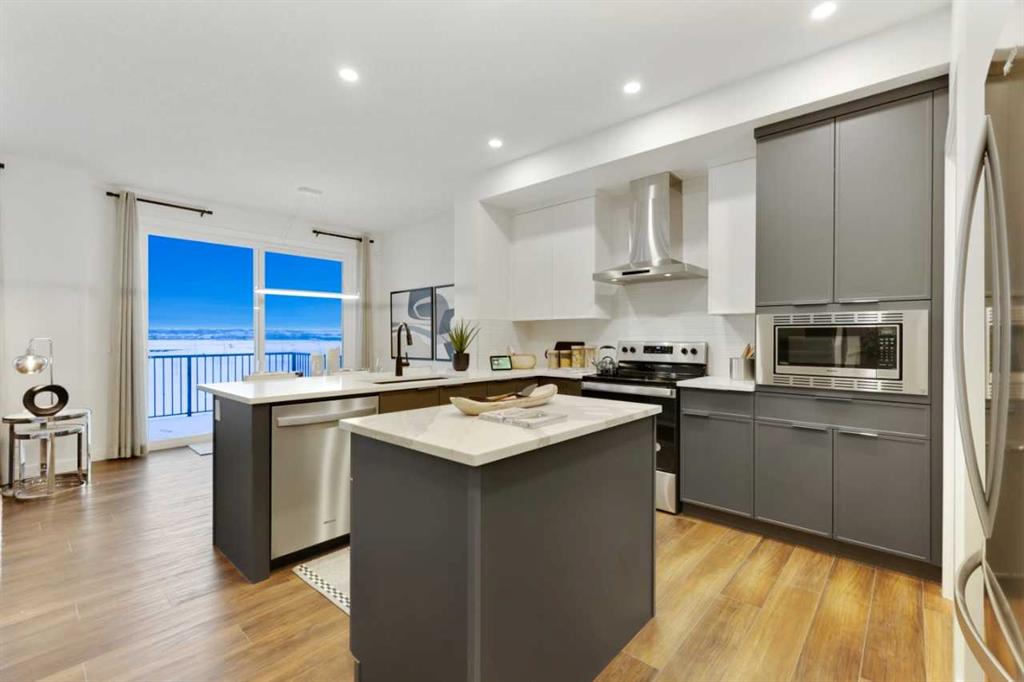 Picture for 599 Buffaloberry Manor SE