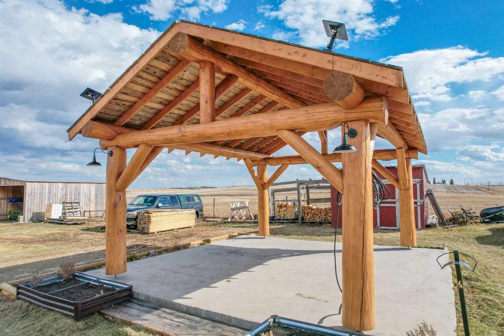 Picture for 40321 Range Road 251  