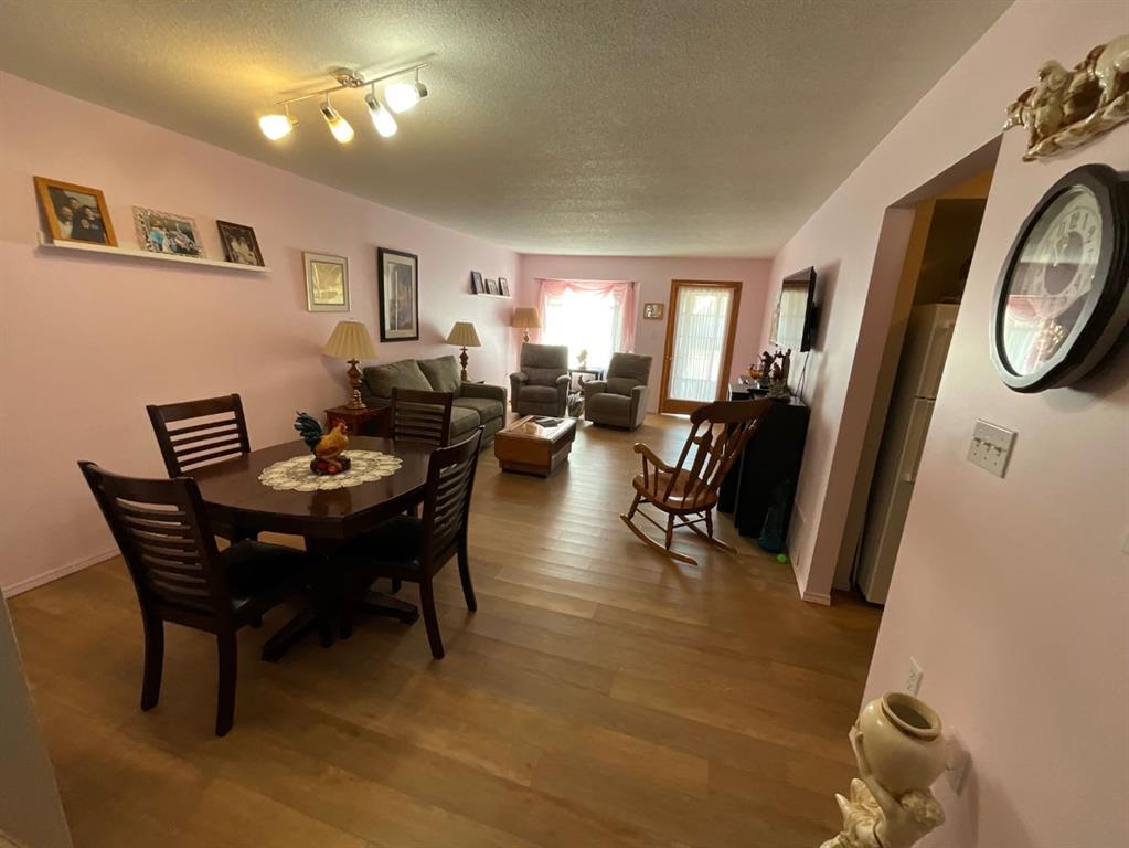 Picture for 4630 42 StreetCrescent 