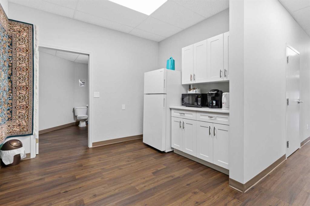 Picture for Office A, 4941 49 Street 